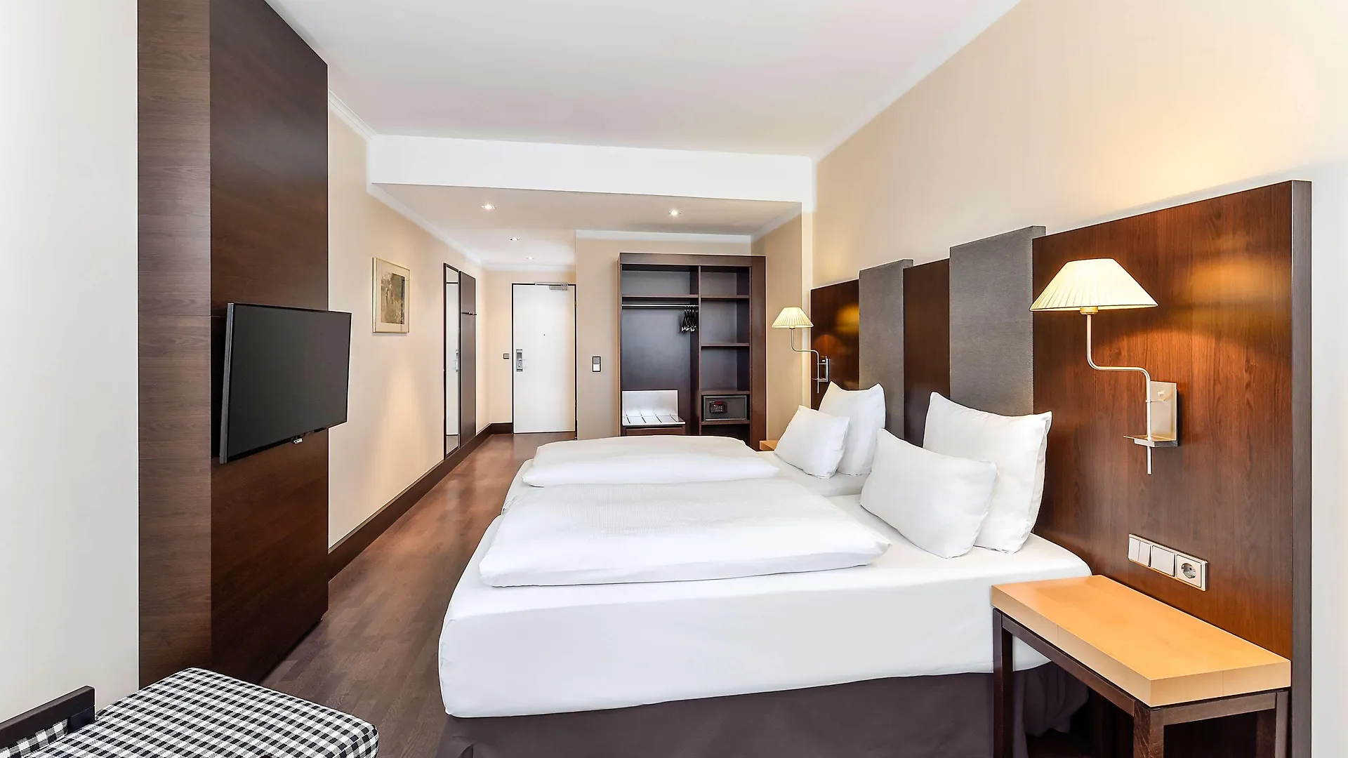 Nh Muenchen City Sued Hotel